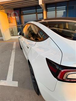 تسلا موديل 3